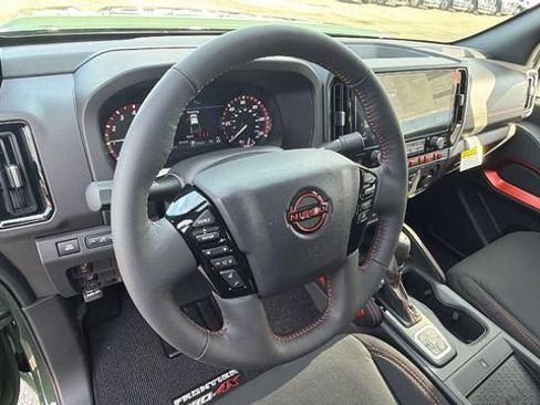 New 2026 Nissan Frontier PRO-4X w/ Pro-4x Convenience Package image 32