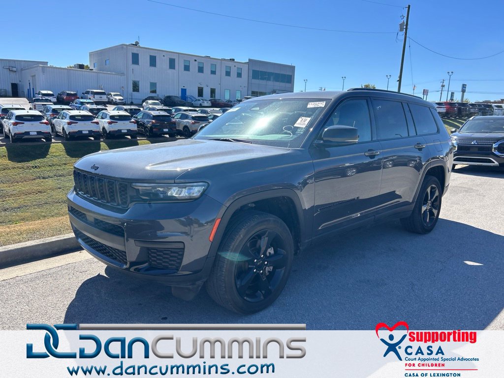 Used 2023 Jeep Grand Cherokee L Altitude AWD/4WD image 1