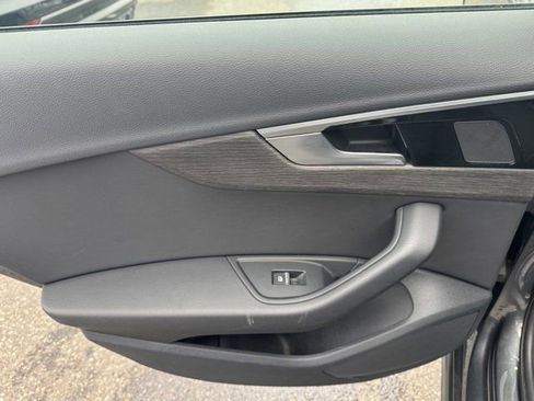 Used 2023 Audi A4 2.0T Premium w/ Convenience Package image 34