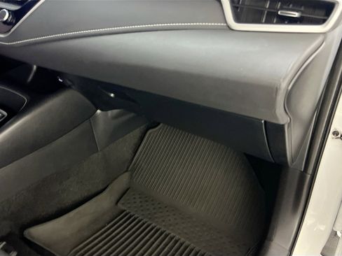 Used 2023 Toyota Corolla SE FWD image 35