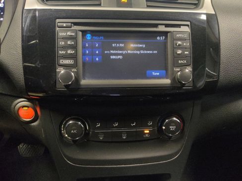 Used 2017 Nissan Sentra SV w/ Driver's Assist Package FWD image 25