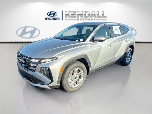 New 2026 Hyundai Tucson SE FWD image 3