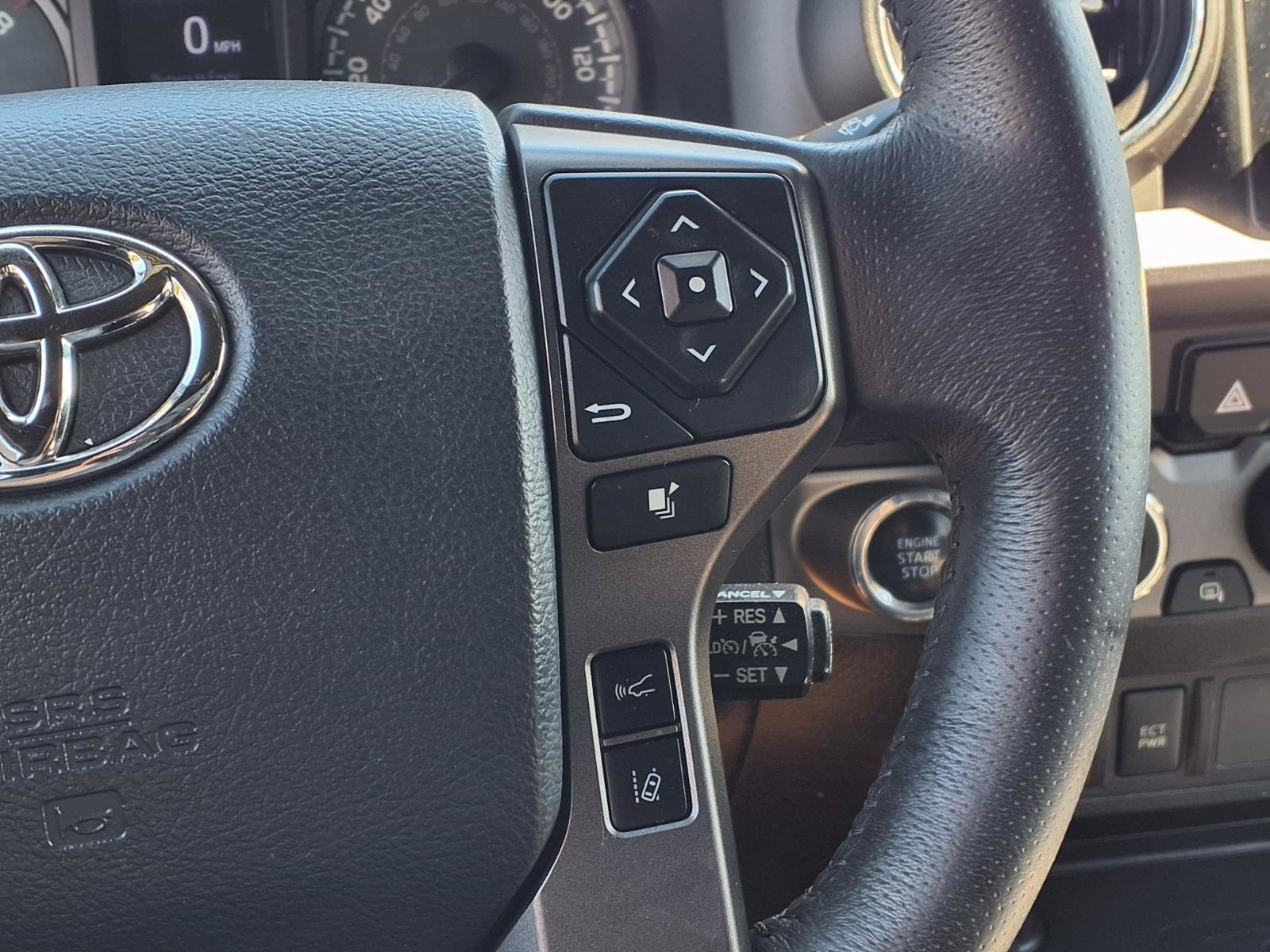 Used 2019 Toyota Tacoma TRD Sport AWD/4WD image 19