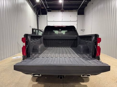 Used 2025 Chevrolet Silverado 1500 RST w/ Z71 Off-Road Package AWD/4WD image 25