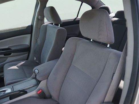 Used 2012 Honda Accord LX image 10