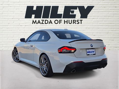 Used 2024 BMW 230i 230i w/ Premium Package image 4