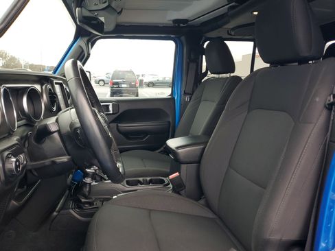Used 2022 Jeep Gladiator Willys image 14