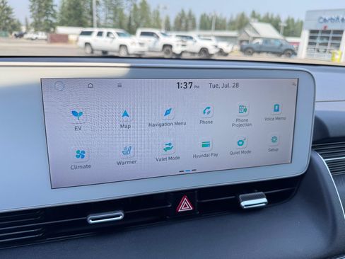 Used 2023 Hyundai Ioniq 5 SEL w/ Cargo Package AWD/4WD image 32