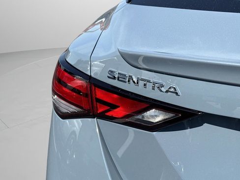 Certified 2025 Nissan Sentra SR w/ SR Premium Package FWD image 36