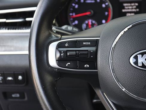 Used 2021 Kia K5 EX image 8