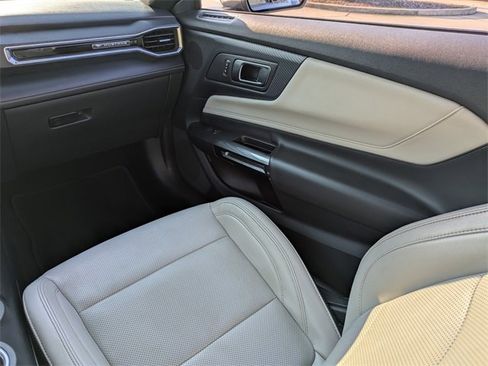 Used 2024 Ford Mustang Premium image 16