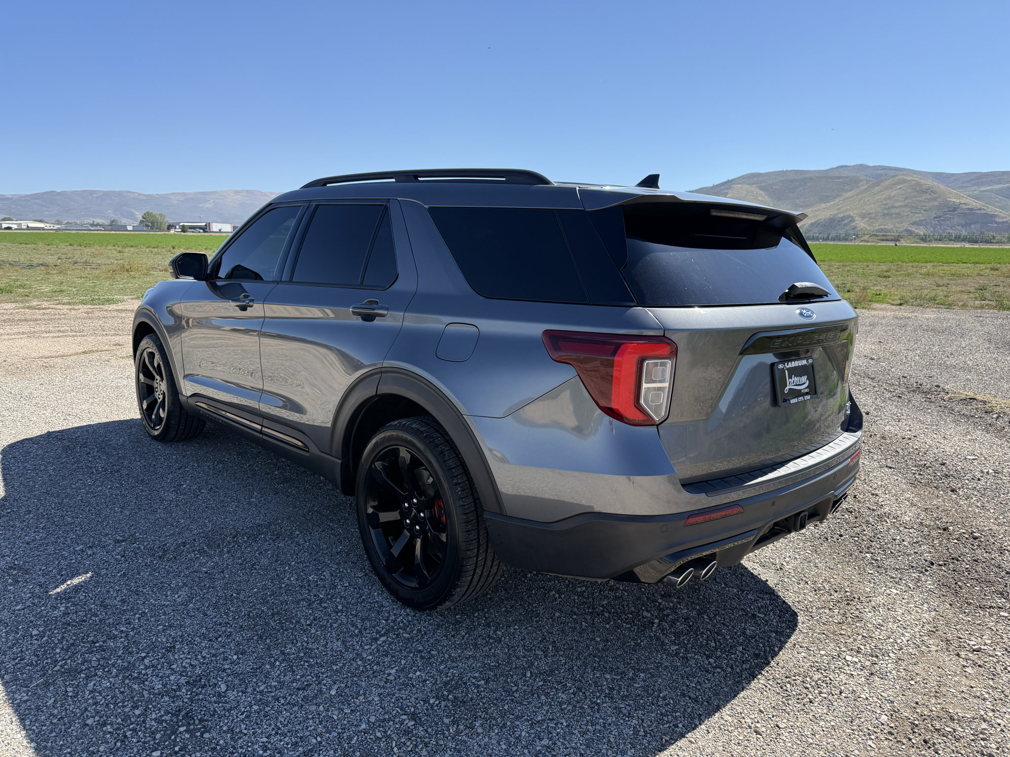 Used 2023 Ford Explorer ST w/ Equipment Group 401A AWD/4WD image 5