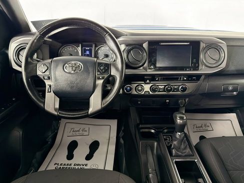 Used 2016 Toyota Tacoma SR5 AWD/4WD image 22