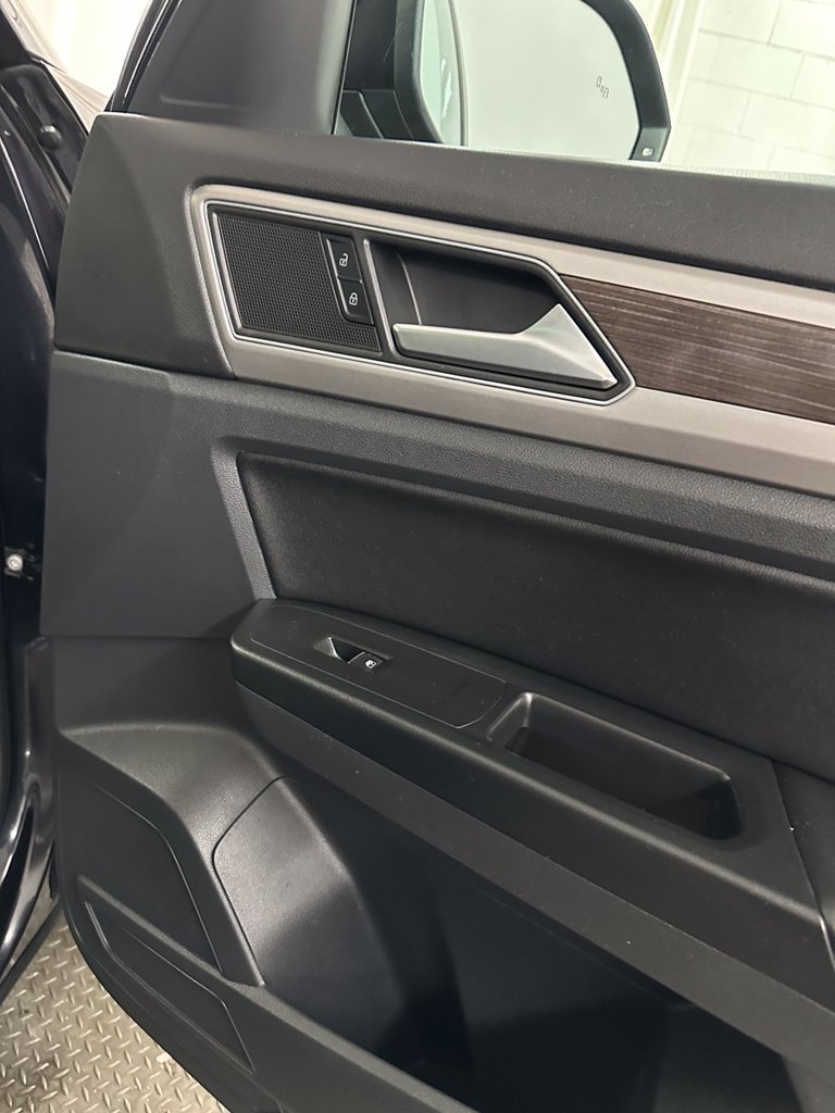 Used 2019 Volkswagen Atlas SE w/ Panoramic Sunroof Package AWD/4WD image 31