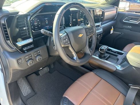 New 2026 Chevrolet Silverado 1500 High Country w/ Technology Package AWD/4WD image 16