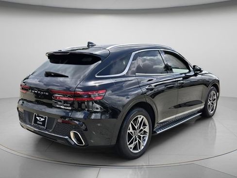 Certified 2024 Genesis GV70 2.5T w/ Select Package AWD/4WD image 7