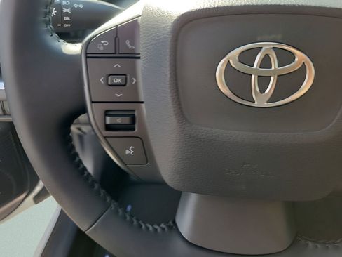 New 2026 Toyota Prius LE FWD image 29