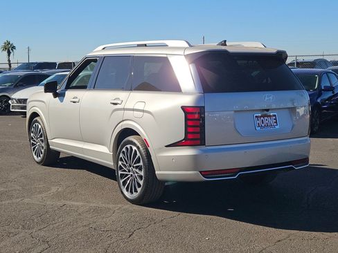 New 2026 Hyundai Palisade Calligraphy FWD image 4