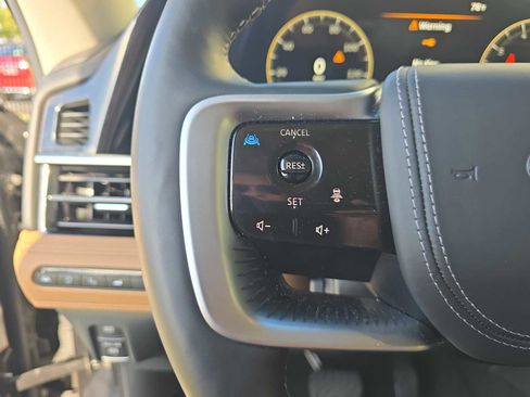Certified 2025 INFINITI QX80 Sensory AWD/4WD image 36