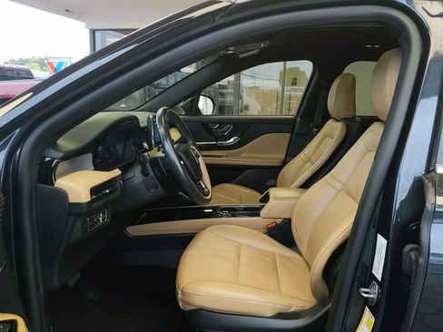 Used 2022 Lincoln Corsair Reserve w/ Sport Package AWD/4WD image 11