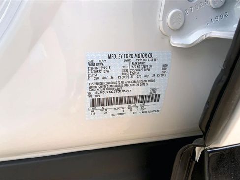 New 2026 Lincoln Aviator Reserve image 21