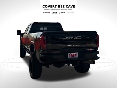 Used 2024 GMC Sierra 3500 Denali Ultimate image 7