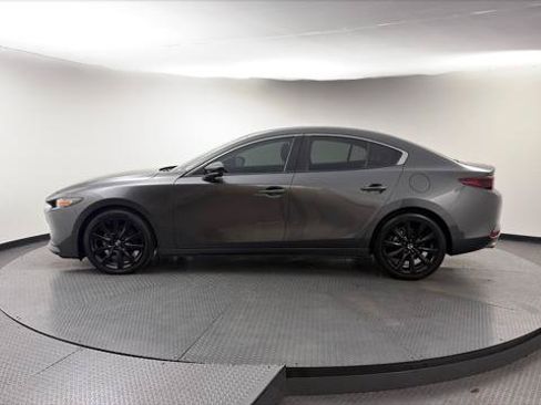 Used 2024 MAZDA MAZDA3 s FWD image 3