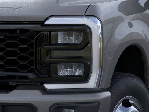 New 2026 Ford F350 XL w/ STX Appearance Package AWD/4WD image 18