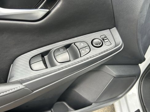 Used 2025 Nissan Sentra SV w/ All-Weather Package image 10