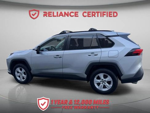 Used 2020 Toyota RAV4 XLE w/ Convenience Package AWD/4WD image 3