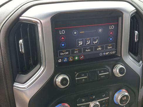 Used 2020 GMC Sierra 1500 SLT w/ X31 Off-Road Package image 16