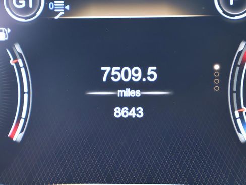 Used 2024 Aston Martin DBX 707 image 28