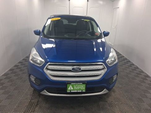 Used 2019 Ford Escape SE AWD/4WD image 2