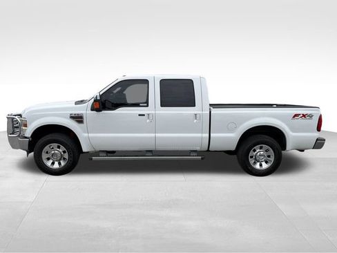 Used 2010 Ford F250 Lariat AWD/4WD image 4