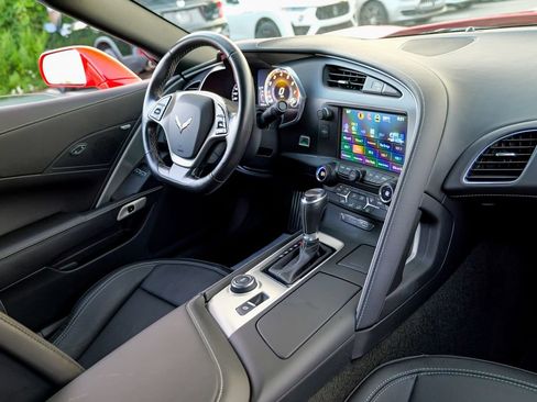 Used 2016 Chevrolet Corvette Stingray Coupe RWD image 38