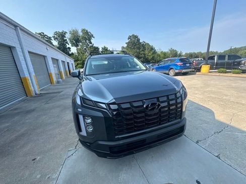Used 2025 Hyundai Palisade XRT AWD/4WD image 3