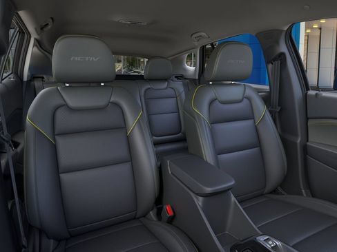 New 2026 Chevrolet Trax ACTIV FWD image 16