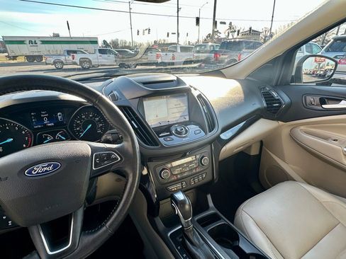 Used 2018 Ford Escape Titanium w/ Ford Safe & Smart Package image 27