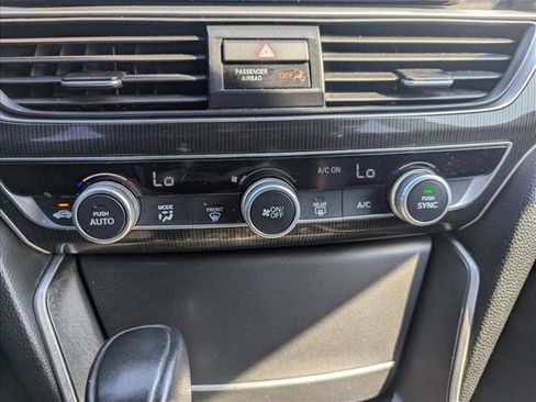 Used 2022 Honda Accord Sport image 18