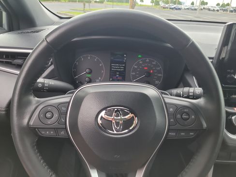 Used 2025 Toyota Corolla Cross AWD Hybrid image 27