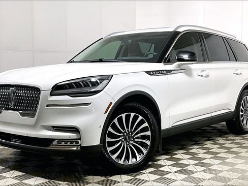 Used 2021 Lincoln Aviator Reserve w/ Equipment Group 201A image 2