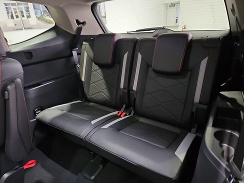 New 2026 Volkswagen Atlas Peak Edition AWD/4WD image 10