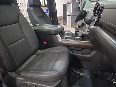 Certified 2022 GMC Sierra 1500 SLT w/ SLT Premium Plus Package image 10