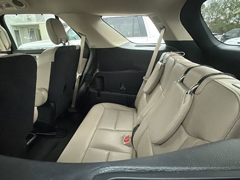 Used 2021 Ford Explorer Limited w/ Equipment Group 301A image 5