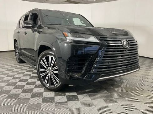 Used 2023 Lexus LX 600 4WD w/ Appearance Package image 46