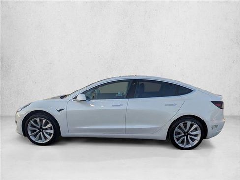 Used 2017 Tesla Model 3 Long Range image 9