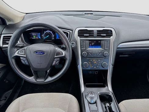 Used 2018 Ford Fusion S image 14