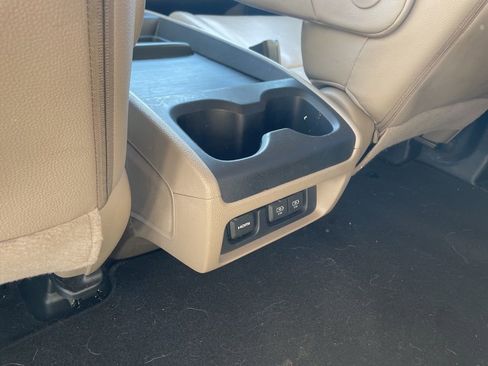 Used 2018 Honda Odyssey Elite image 32