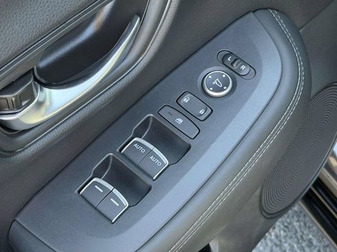 Certified 2026 Honda HR-V EX-L image 7
