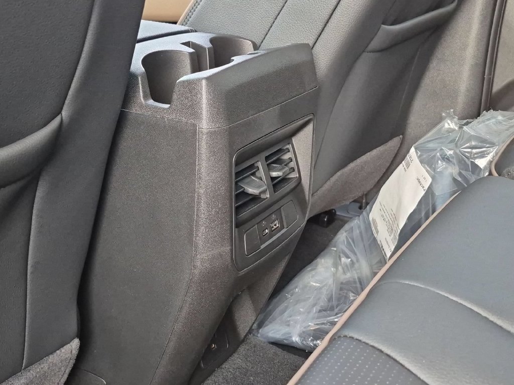 New 2026 GMC Canyon Denali AWD/4WD image 21